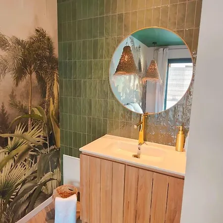 Irisjasmin Jacuzzi Vue 라카노오세앙